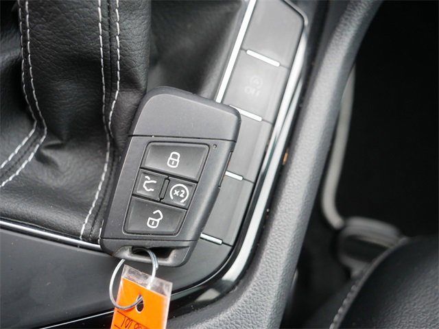 Certified 2023 Volkswagen Taos SEL image 35