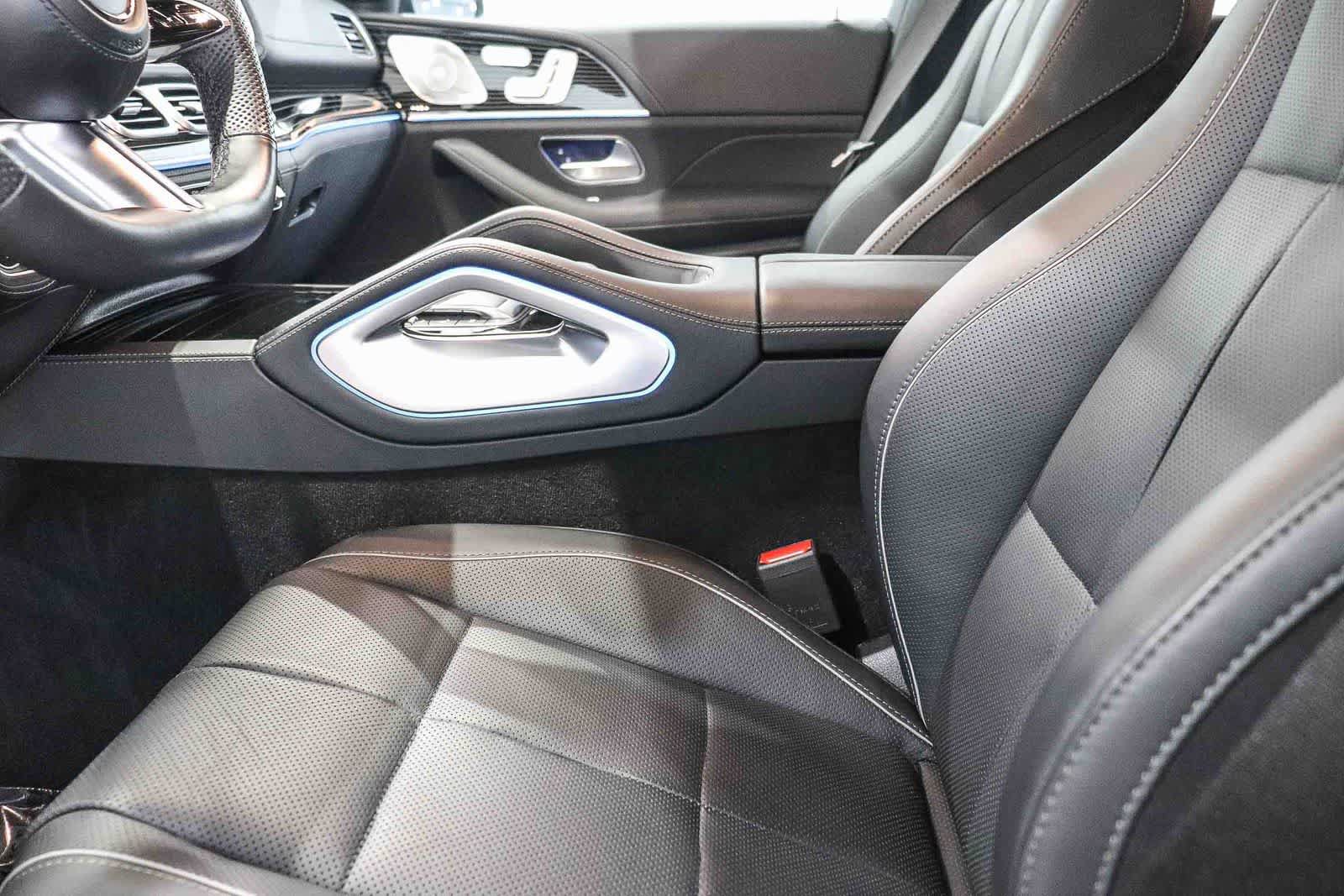 Used 2024 Mercedes-Benz GLS 580 4MATIC image 18
