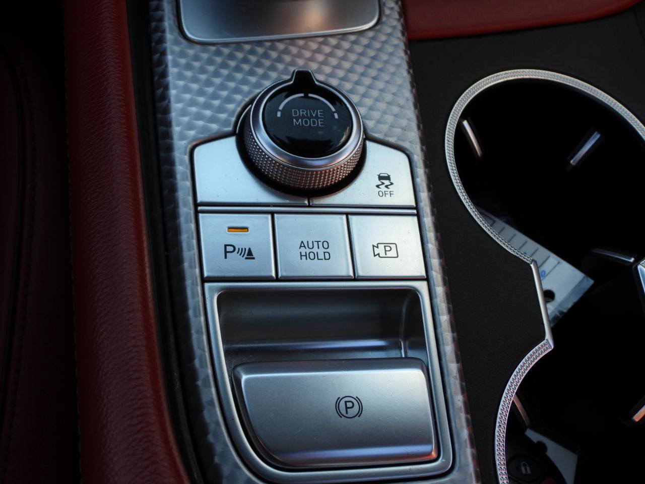 Used 2023 Genesis G70 2.0T w/ Sport Prestige Package RWD image 95