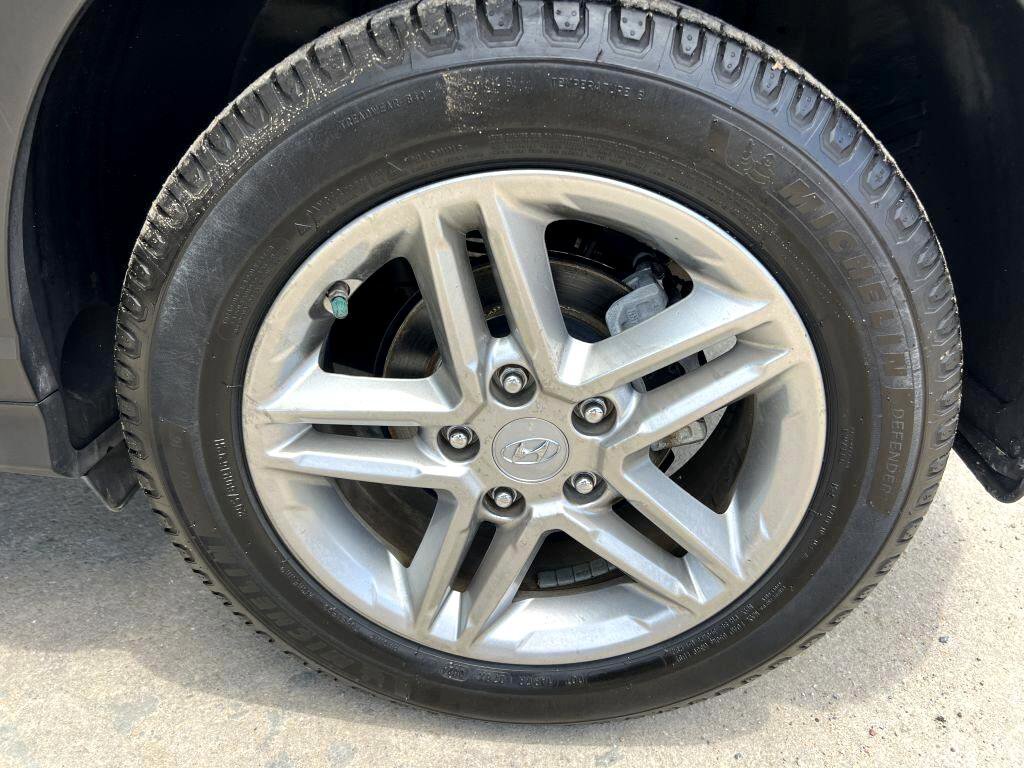 Used 2022 Hyundai Kona SE image 9