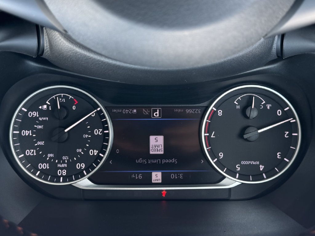 Used 2025 Nissan Sentra SR FWD image 21