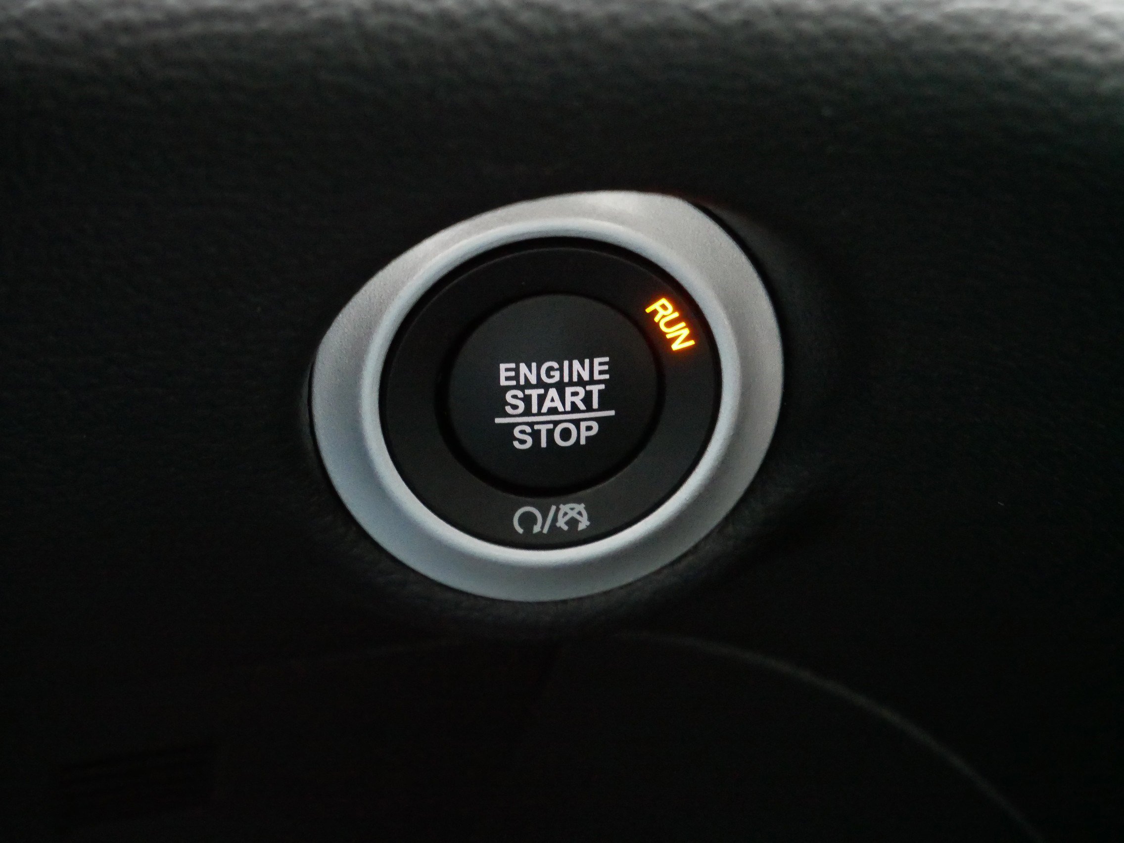 Used 2024 Chrysler Pacifica Limited w/ S Appearance Package image 28