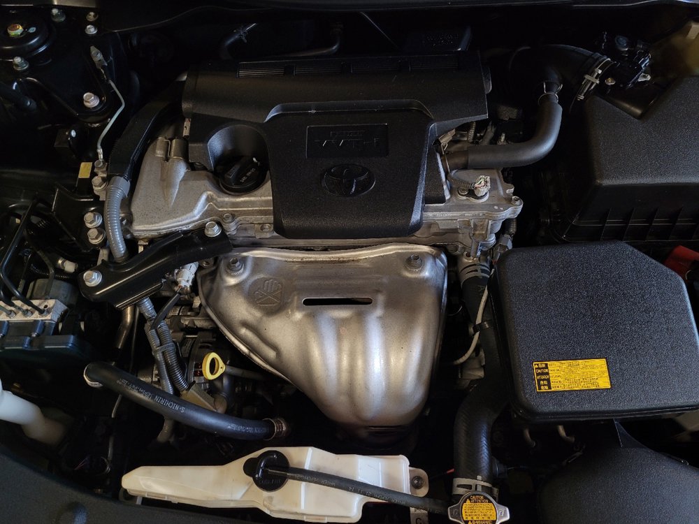 Used 2015 Toyota Camry SE FWD image 30