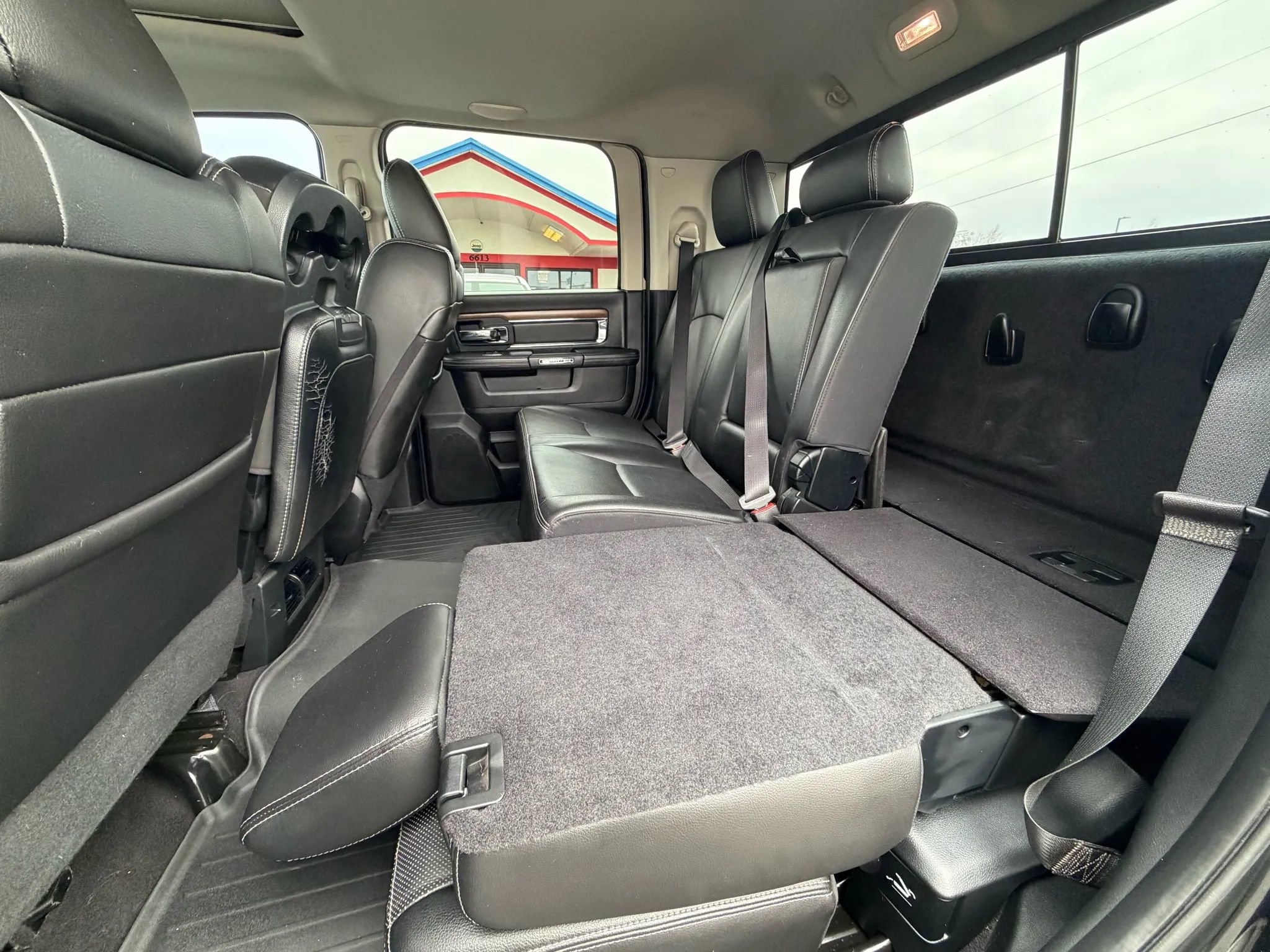 Used 2015 RAM 2500 Laramie image 16