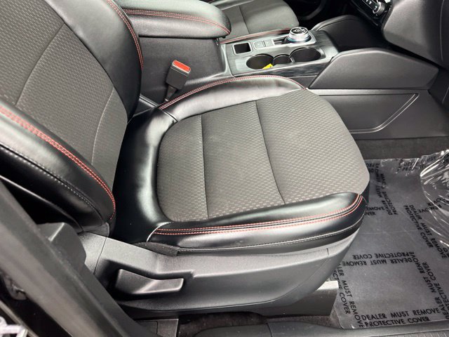 Used 2024 Ford Escape ST-Line w/ Tech Pack #1 AWD/4WD image 24