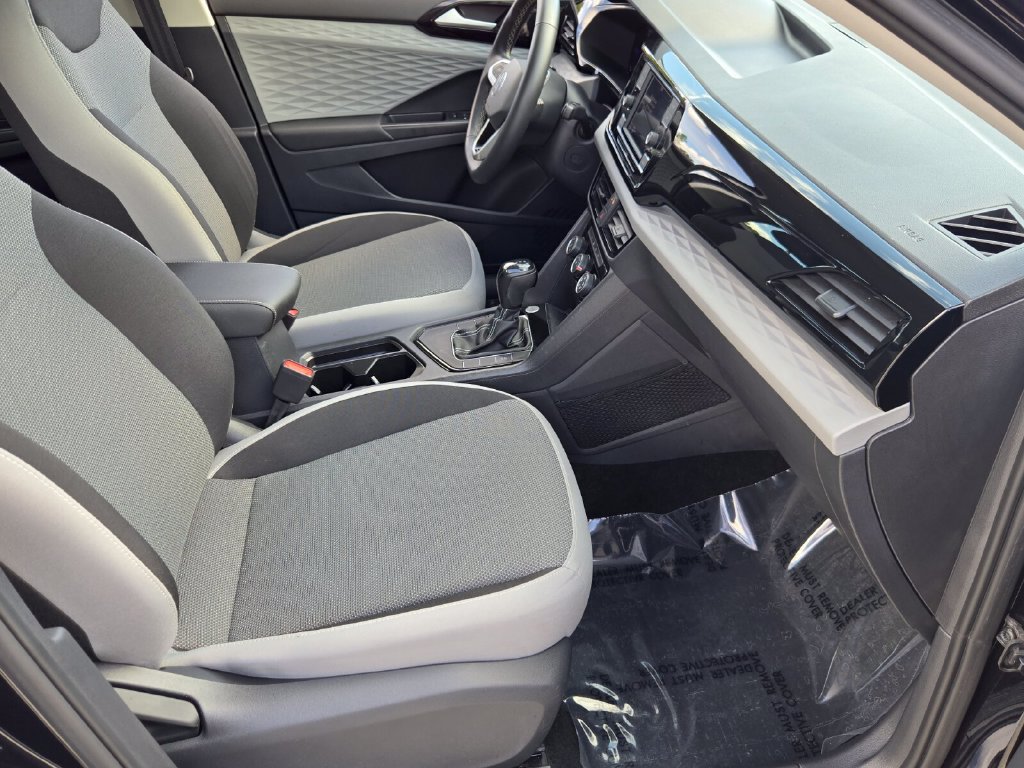 Certified 2023 Volkswagen Taos S FWD image 18
