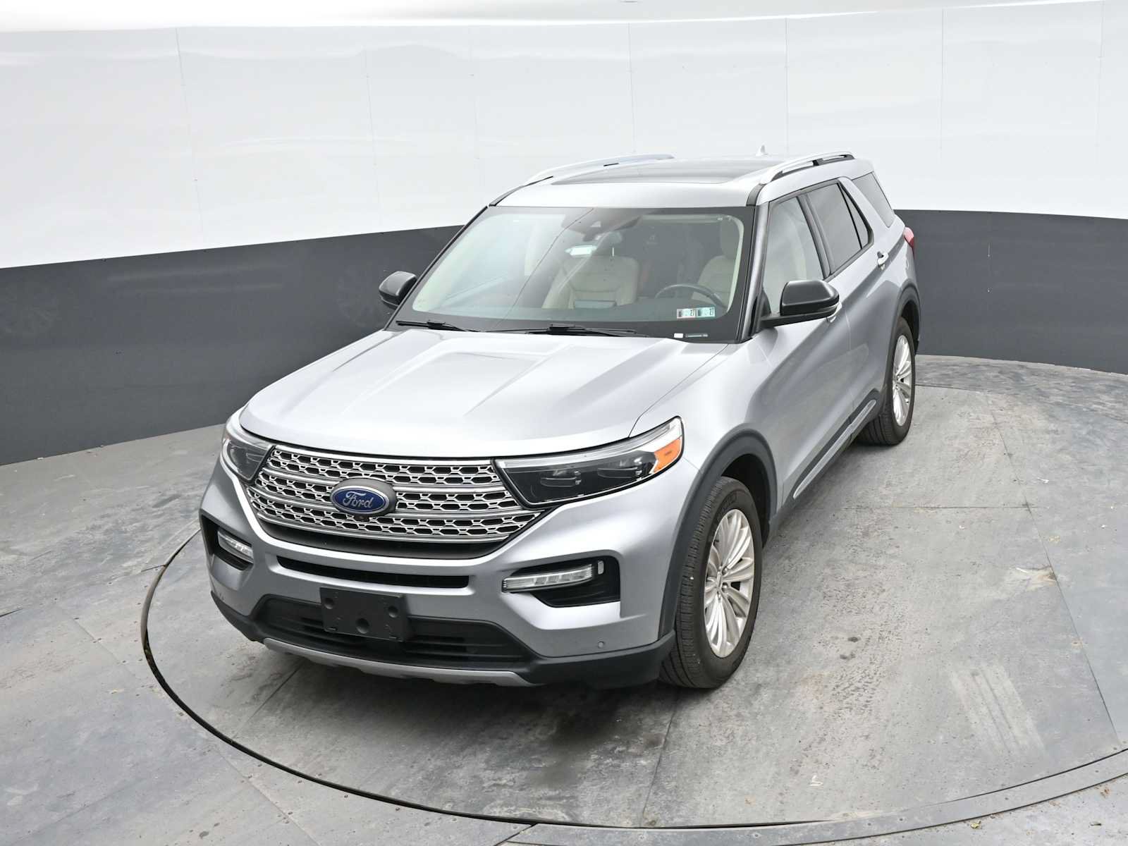 Used 2020 Ford Explorer Limited AWD/4WD image 16