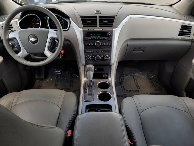 Used 2009 Chevrolet Traverse LT FWD image 14