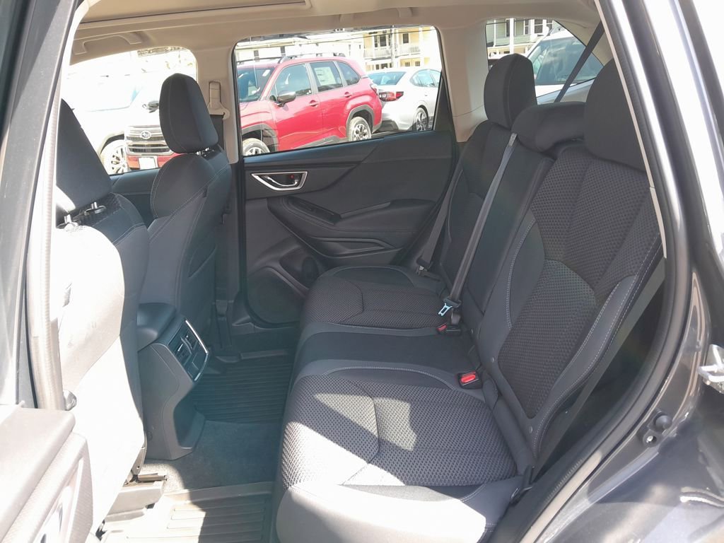 Certified 2022 Subaru Forester Premium image 30