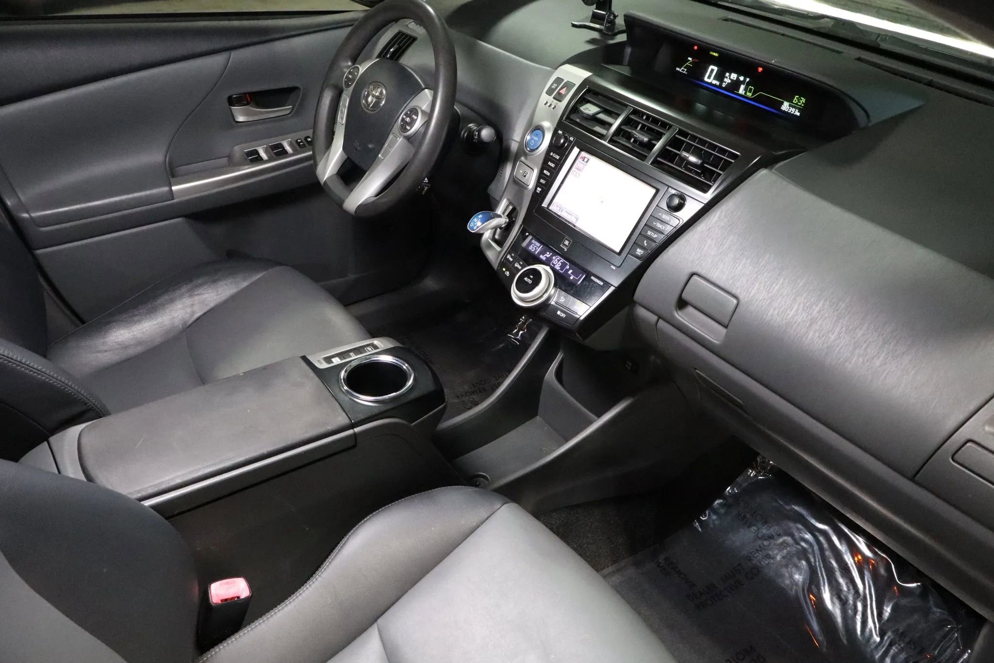 Used 2012 Toyota Prius V Five image 14