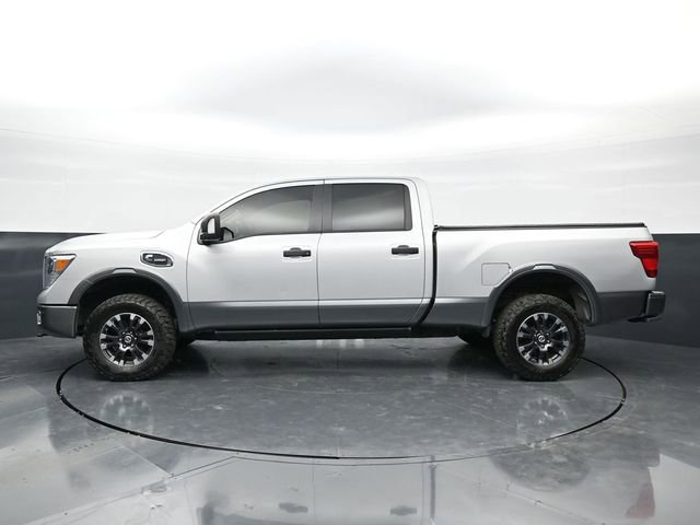 Used 2018 Nissan Titan PRO-4X w/ Pro-4x Convenience Package AWD/4WD image 4
