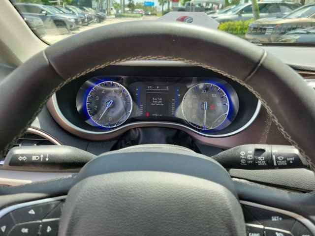Used 2023 Chrysler Voyager LX FWD image 27
