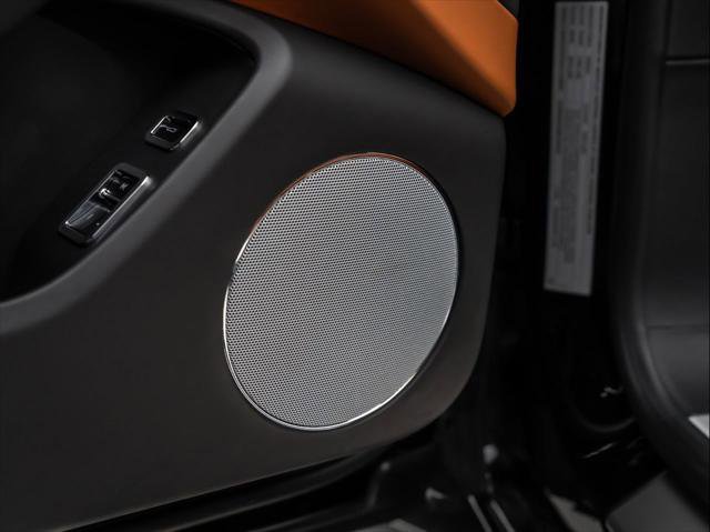 Used 2021 Bentley Flying Spur V8 image 32