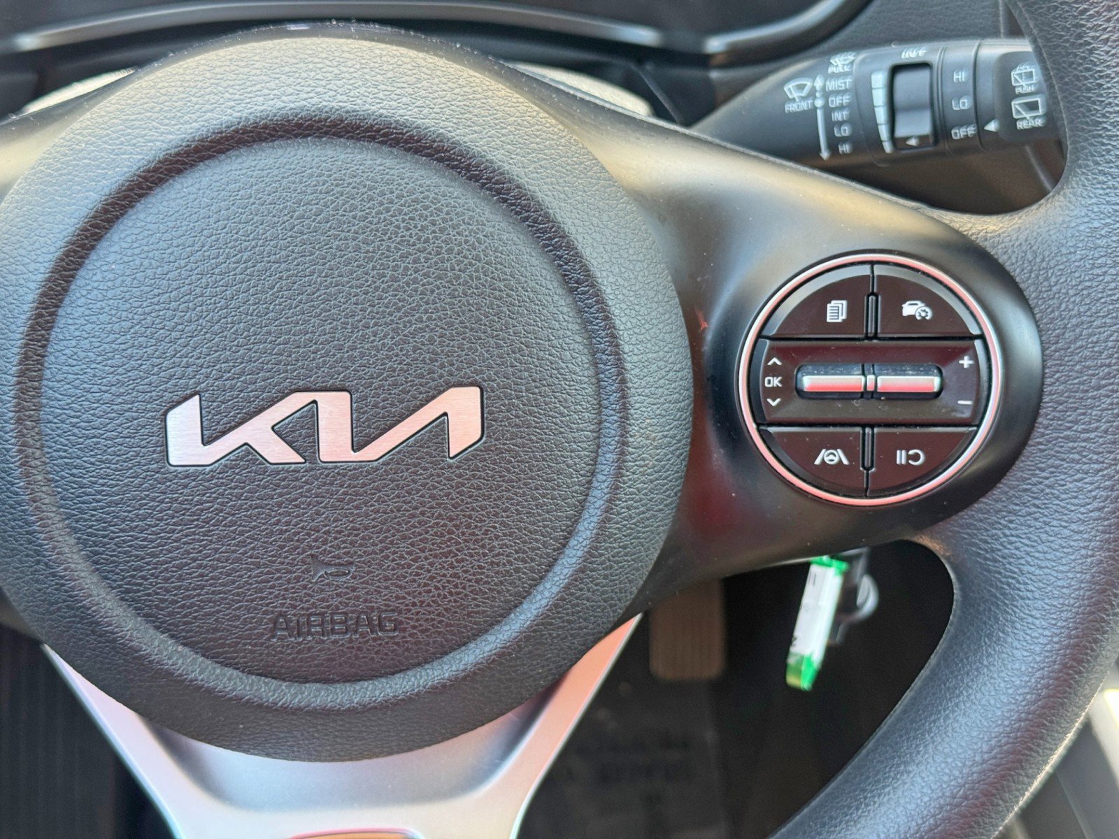 Used 2023 Kia Soul LX w/ LX Technology Package FWD image 20