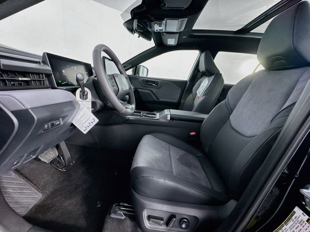 New 2026 Toyota RAV4 XSE AWD/4WD image 11