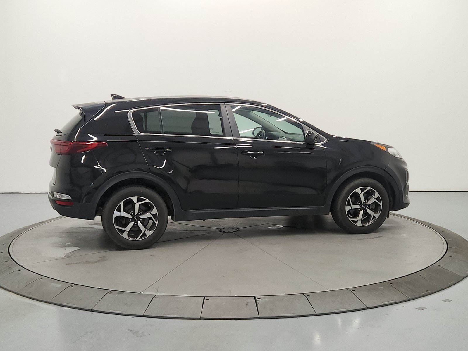 Used 2020 Kia Sportage LX FWD image 8