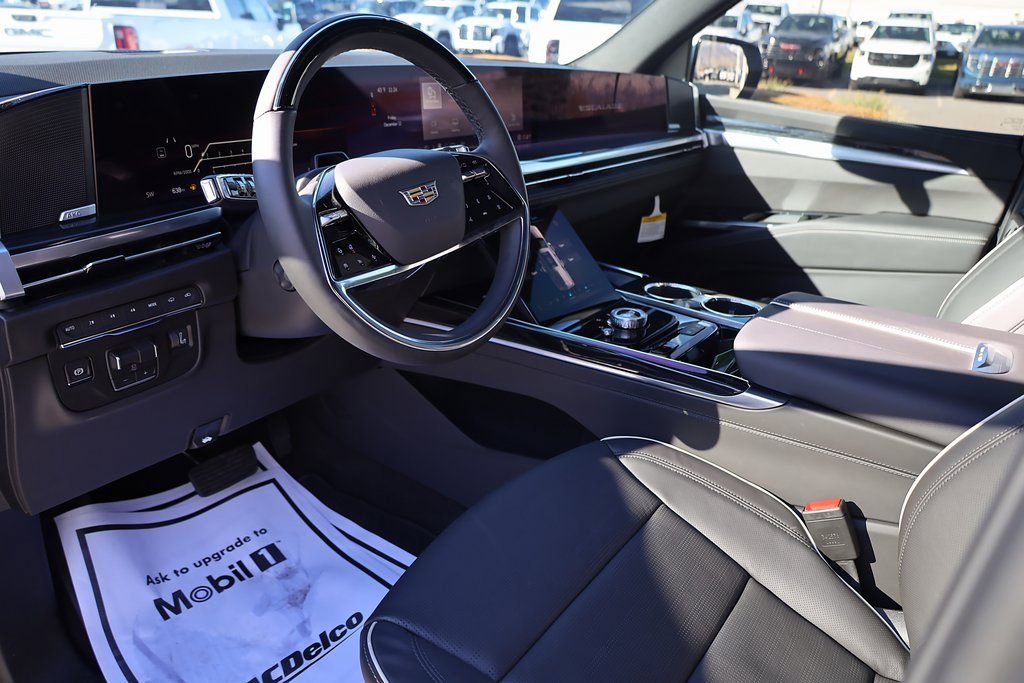 Used 2026 Cadillac Escalade Sport w/ Touring Package image 12