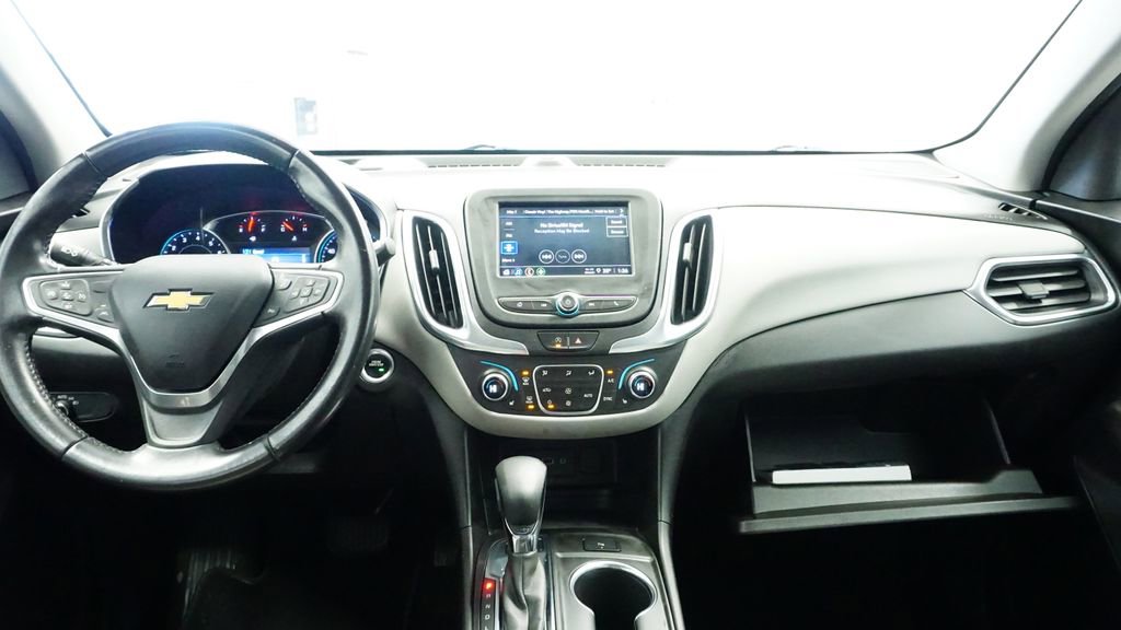 Used 2022 Chevrolet Equinox LT w/ Driver Convenience Package image 24