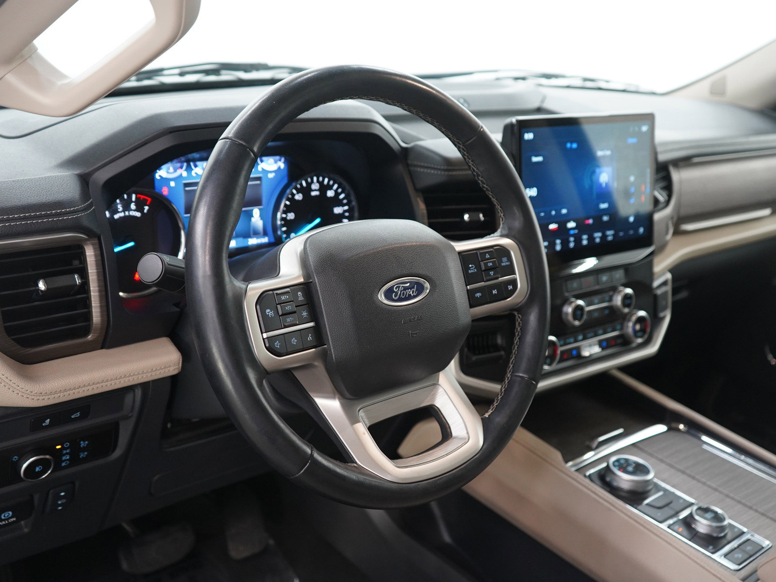 Used 2024 Ford Expedition Max Limited image 24