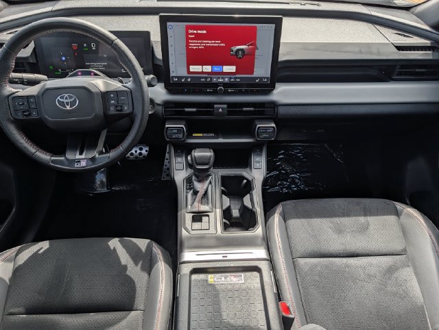 Used 2026 Toyota RAV4 AWD Plug-in Hybrid image 10