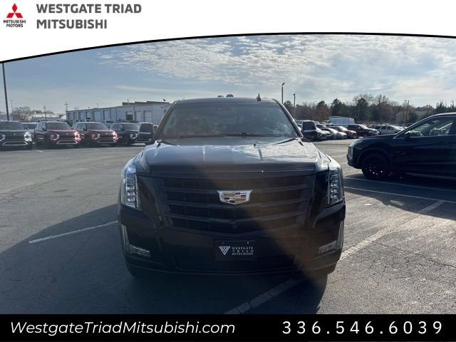 Used 2019 Cadillac Escalade ESV Premium Luxury w/ Escalade Sport Edition image 2