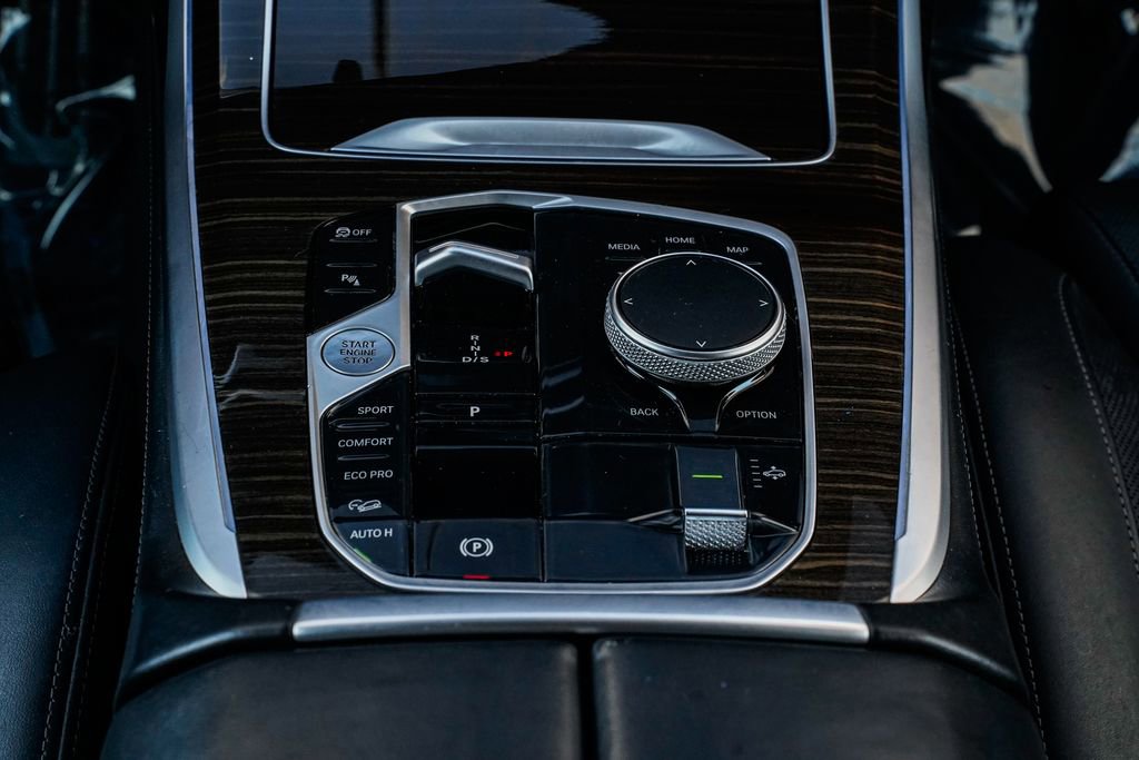 Used 2023 BMW X7 xDrive40i w/ M Sport Package image 15
