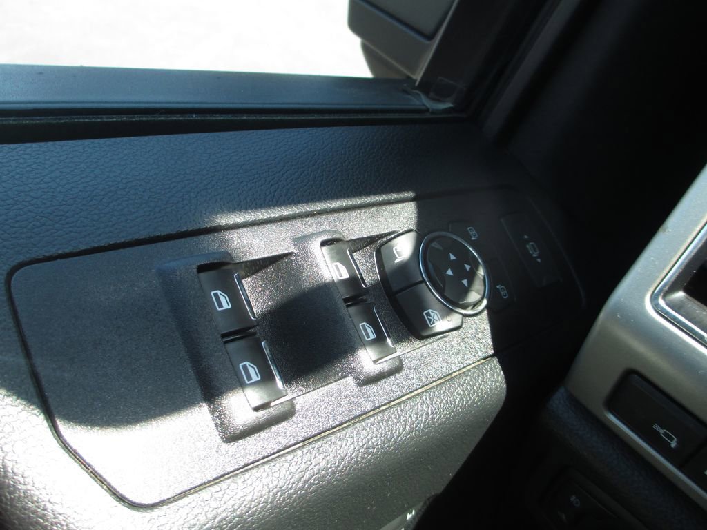 Used 2021 Ford F350 Lariat AWD/4WD image 30