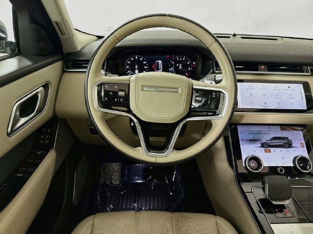 Used 2021 Land Rover Range Rover Velar R-Dynamic S AWD/4WD image 25