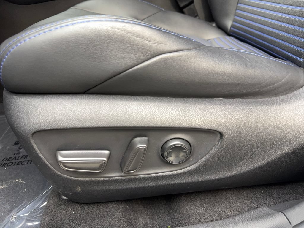 Used 2023 Toyota RAV4 XSE AWD/4WD image 31