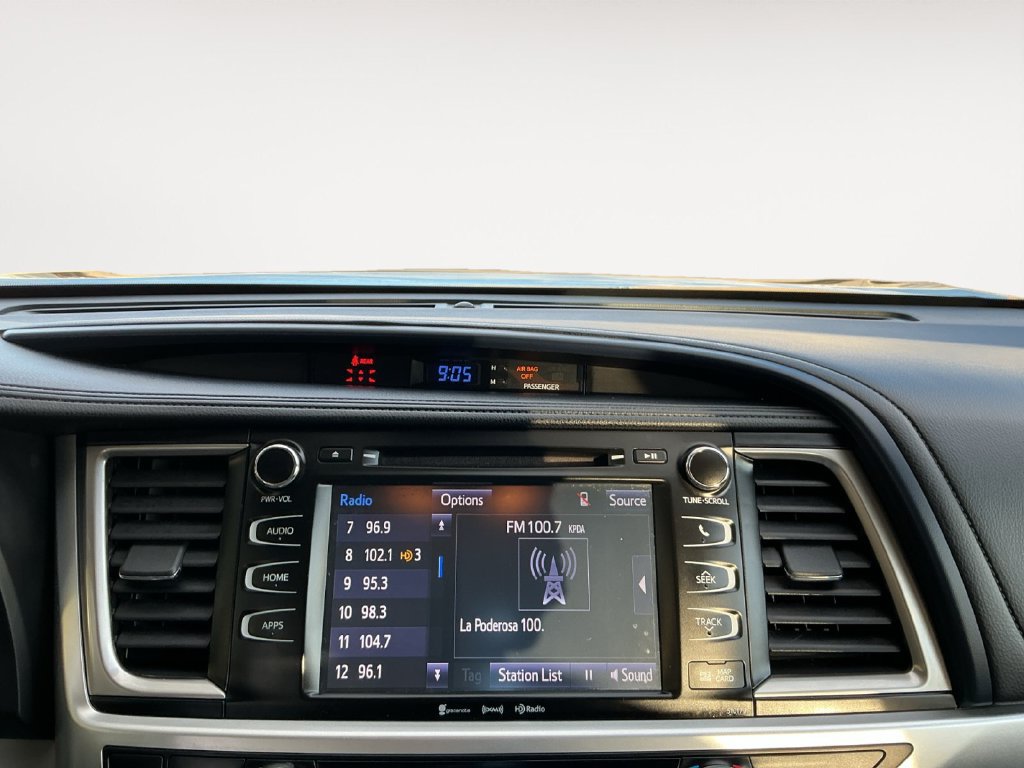 Used 2018 Toyota Highlander XLE AWD/4WD image 21