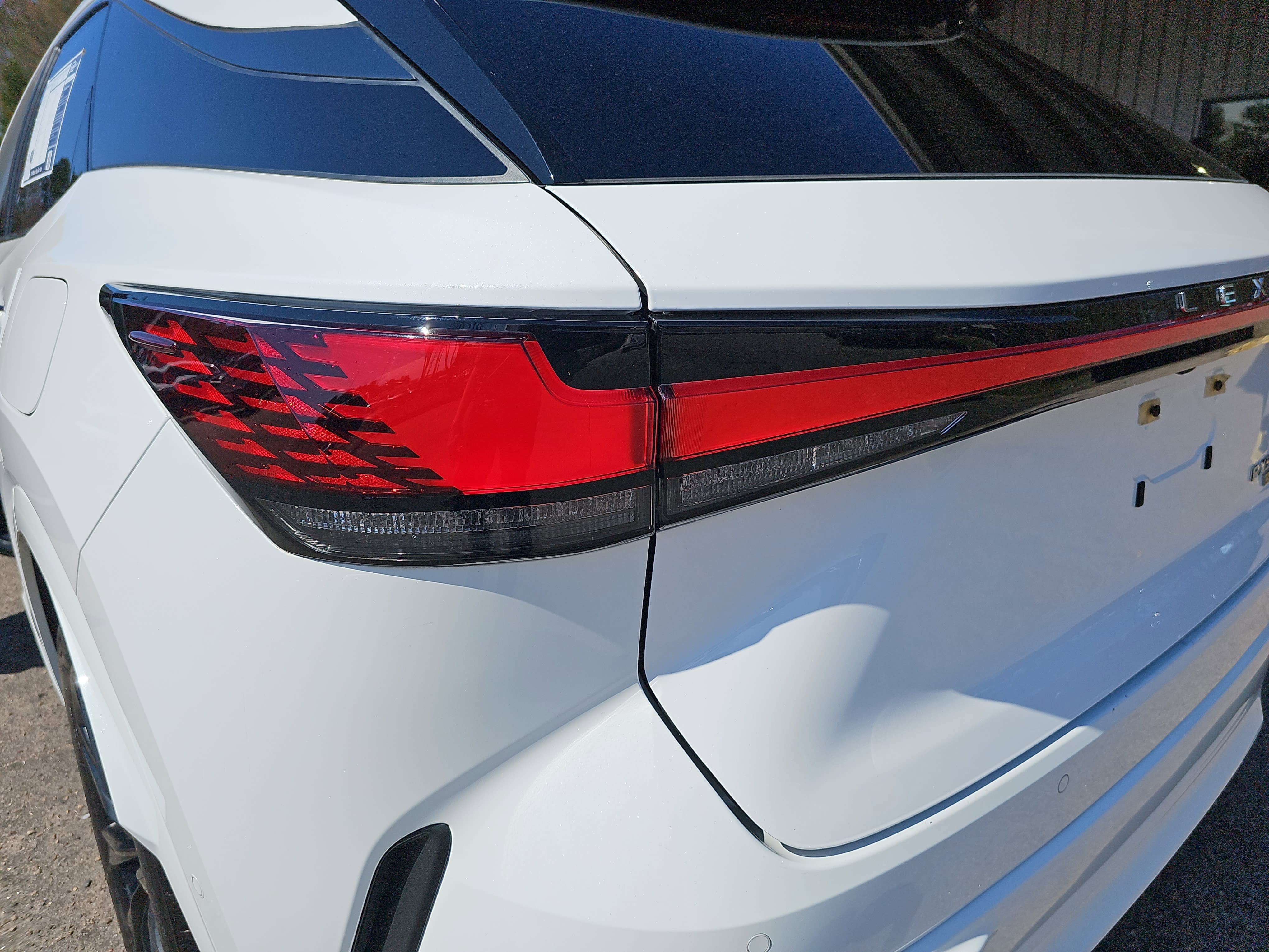 Used 2023 Lexus RX 500h F Sport w/ Accessory Package (Z1) image 36