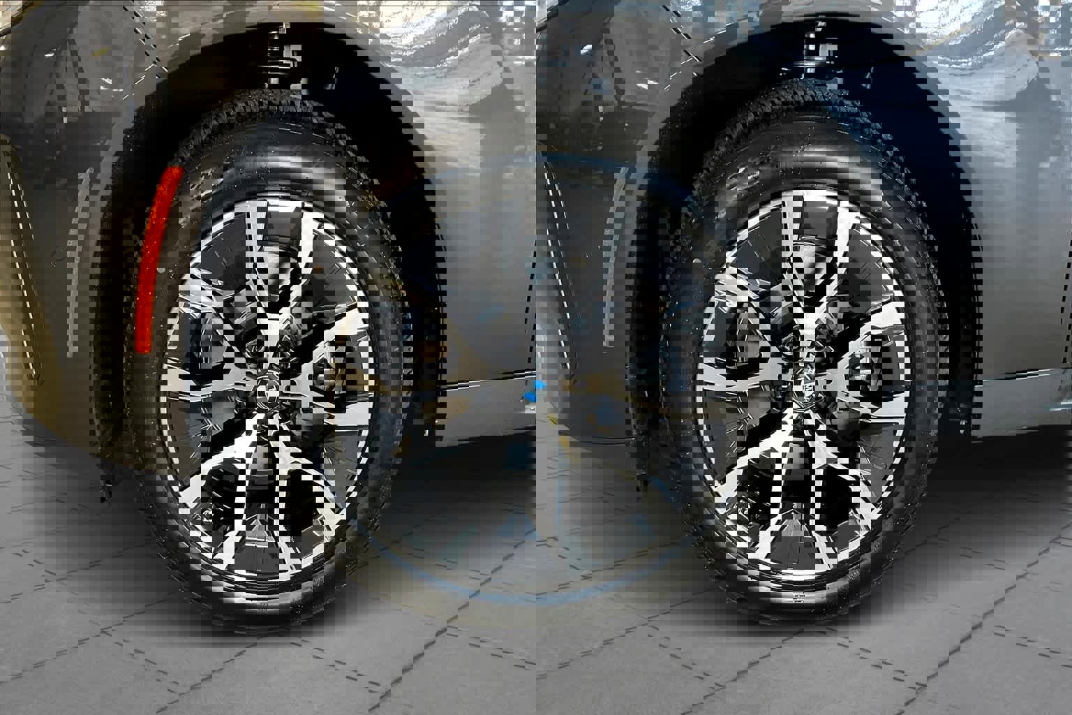 Used 2025 BMW X3 xDrive30i w/ Convenience Package image 11