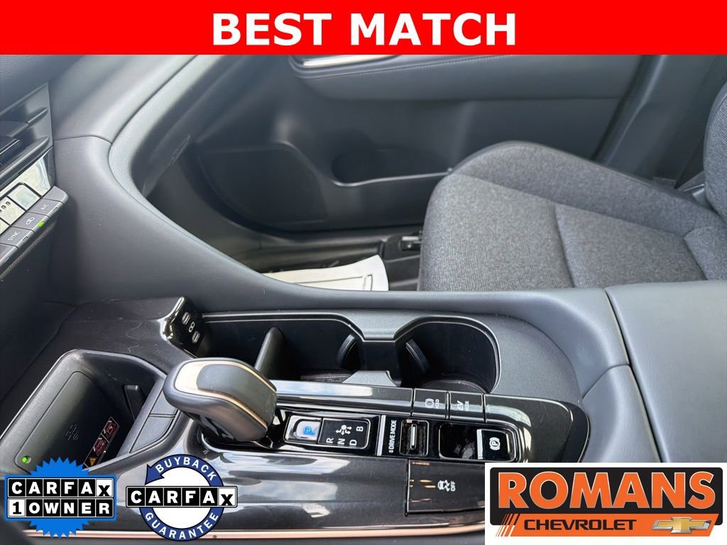 Used 2024 Toyota Crown image 16