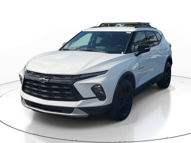 Certified 2023 Chevrolet Blazer LT w/ Sound & Technology Package AWD/4WD image 2