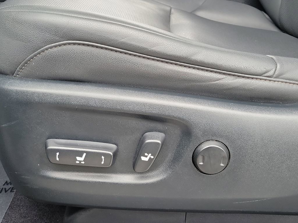 Used 2022 Lexus GX 460 Premium w/ Premium Package image 22