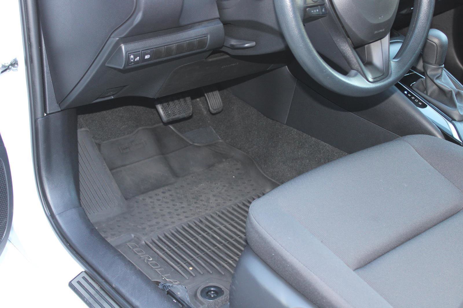 Certified 2024 Toyota Corolla LE image 41