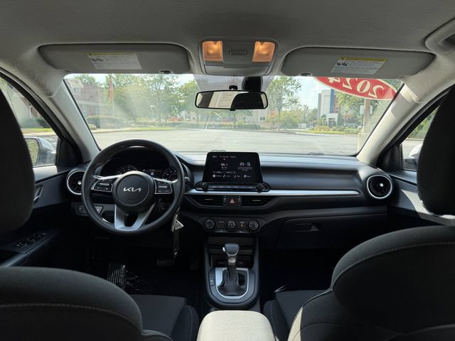 Used 2024 Kia Forte LXS FWD image 32