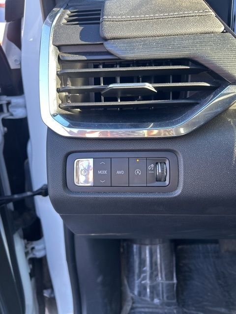 Used 2025 GMC Acadia Elevation AWD/4WD image 40