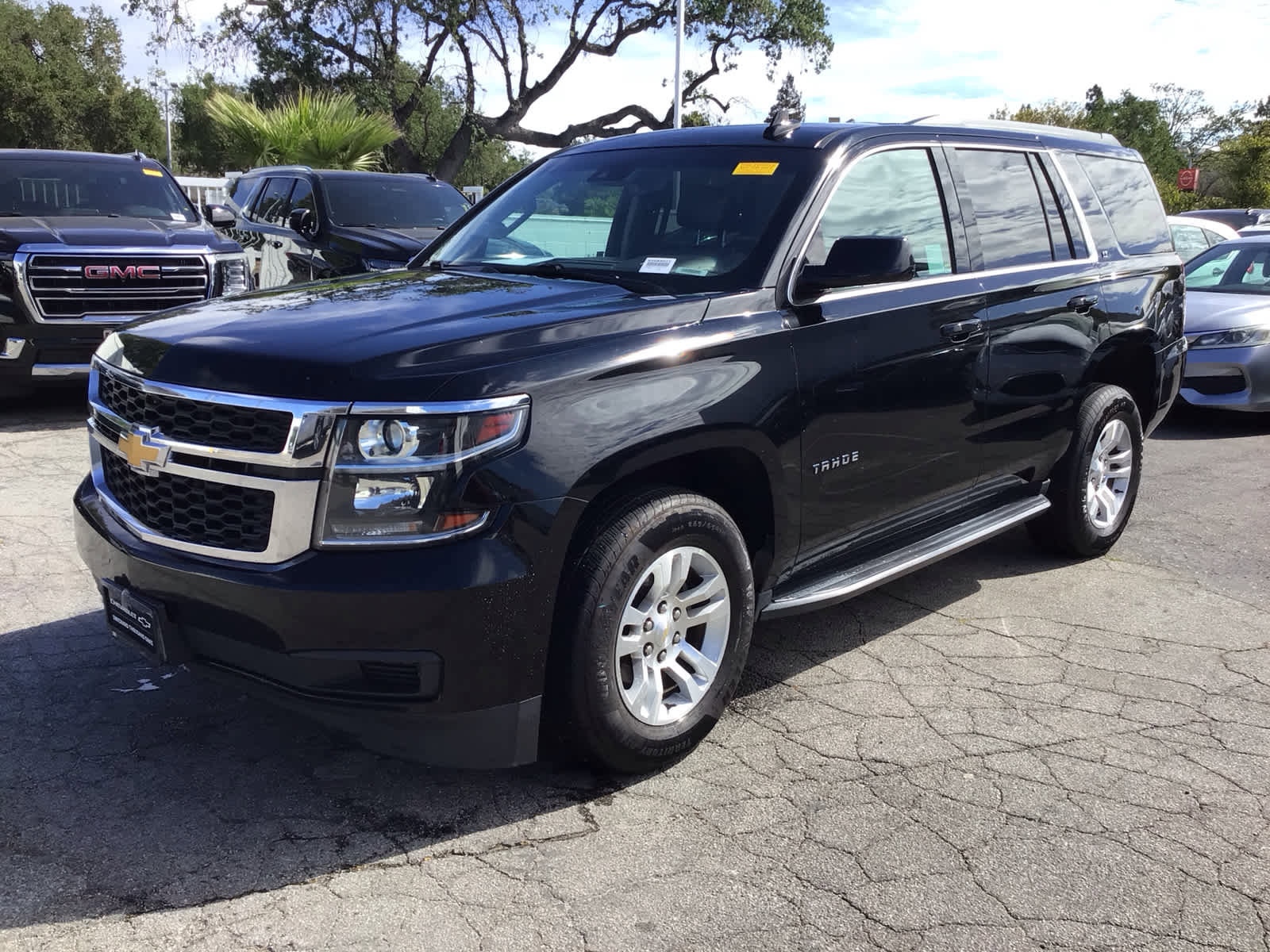 Used 2018 Chevrolet Tahoe LT w/ Max Trailering Package image 2