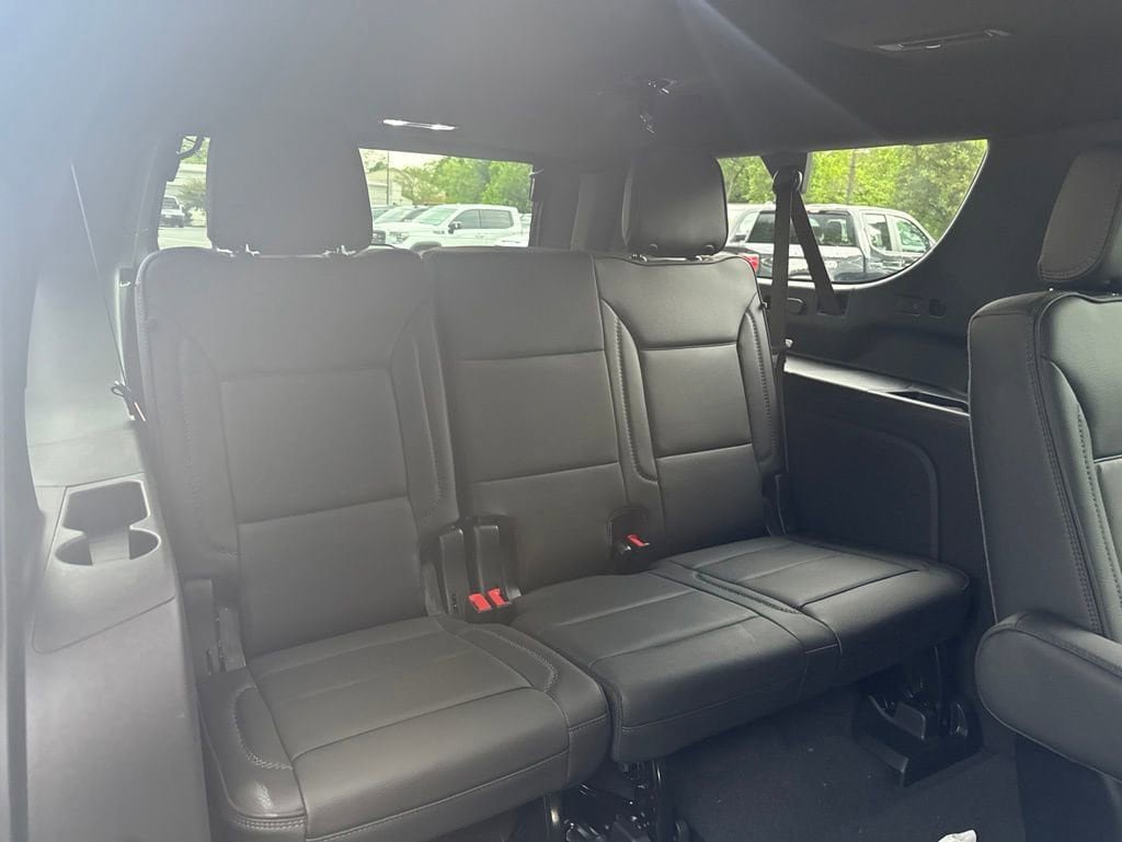 New 2026 GMC Yukon XL Denali w/ Denali Reserve Package AWD/4WD image 14