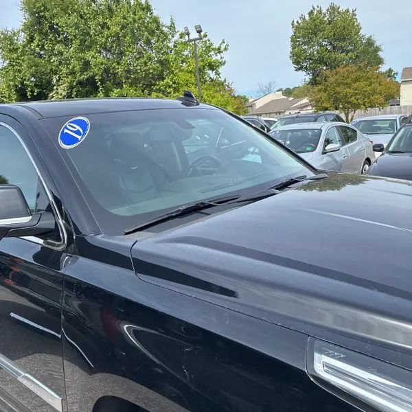Used 2019 Cadillac Escalade ESV 4WD image 13