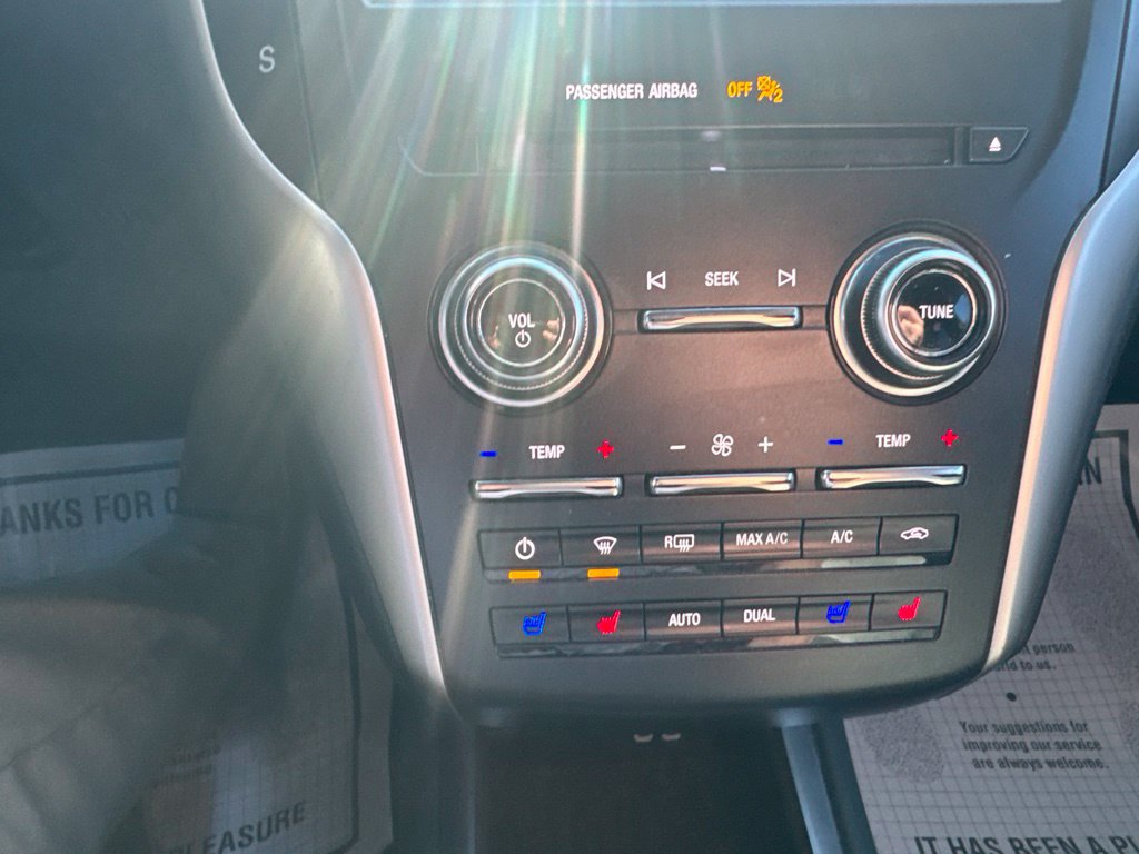 Used 2019 Lincoln MKC Reserve w/ MKC Climate Package AWD/4WD image 20