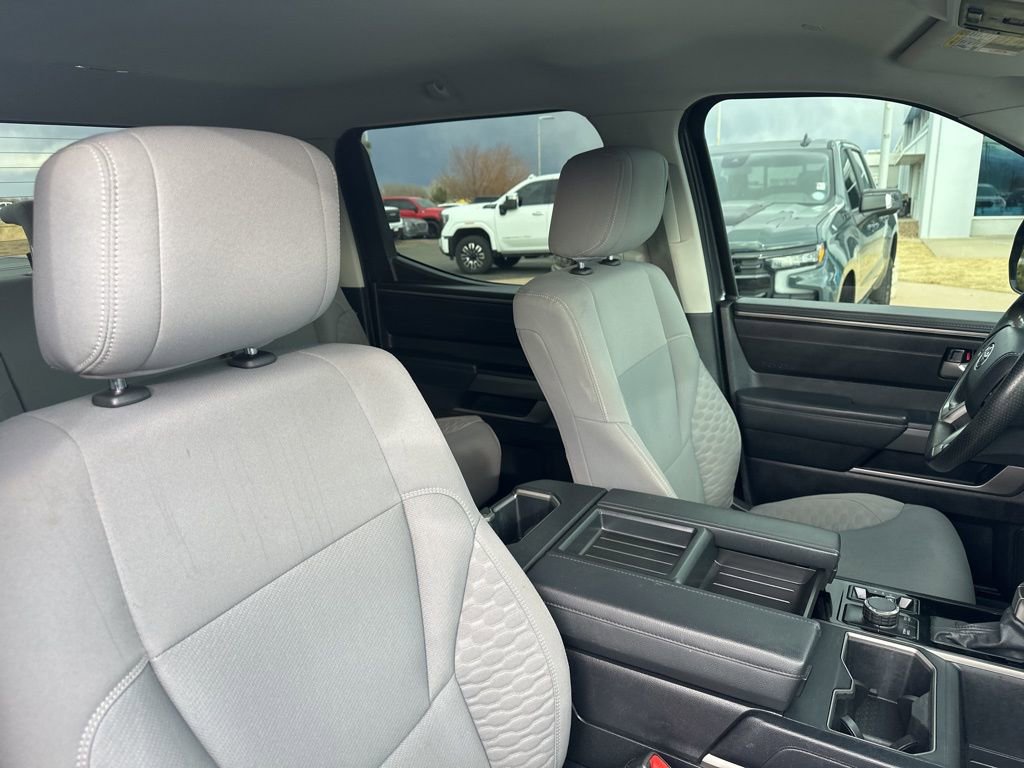 Used 2022 Toyota Tundra SR5 w/ SR5 Convenience Package image 29