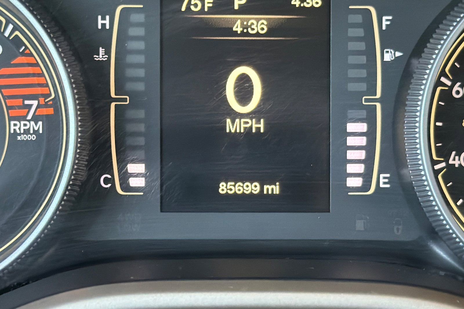 Used 2017 Jeep Cherokee Sport FWD image 24