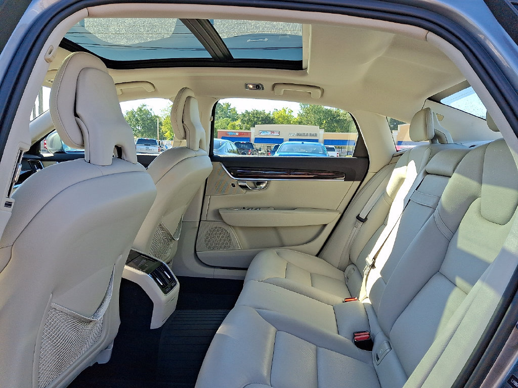 Used 2018 Volvo S90 T6 Momentum AWD/4WD image 9