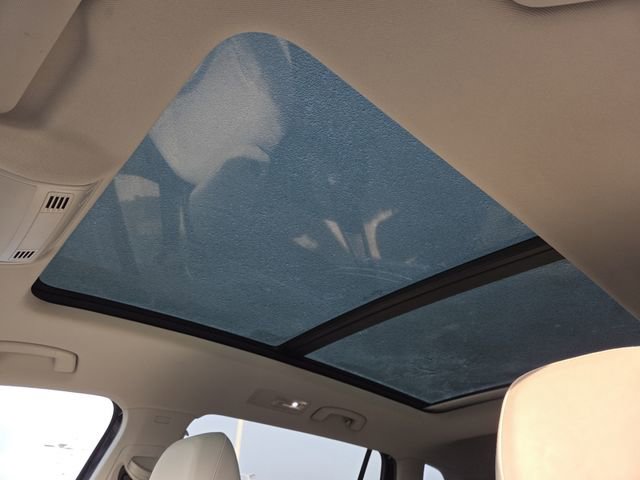 Used 2019 Volkswagen Tiguan S image 3