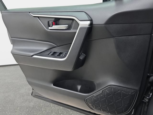 Certified 2024 Toyota RAV4 XLE AWD/4WD image 22