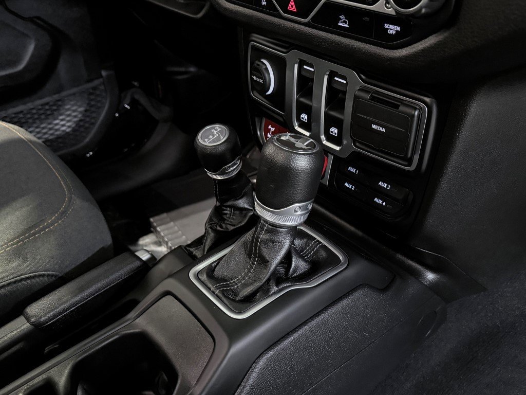 Certified 2024 Jeep Wrangler Willys image 14