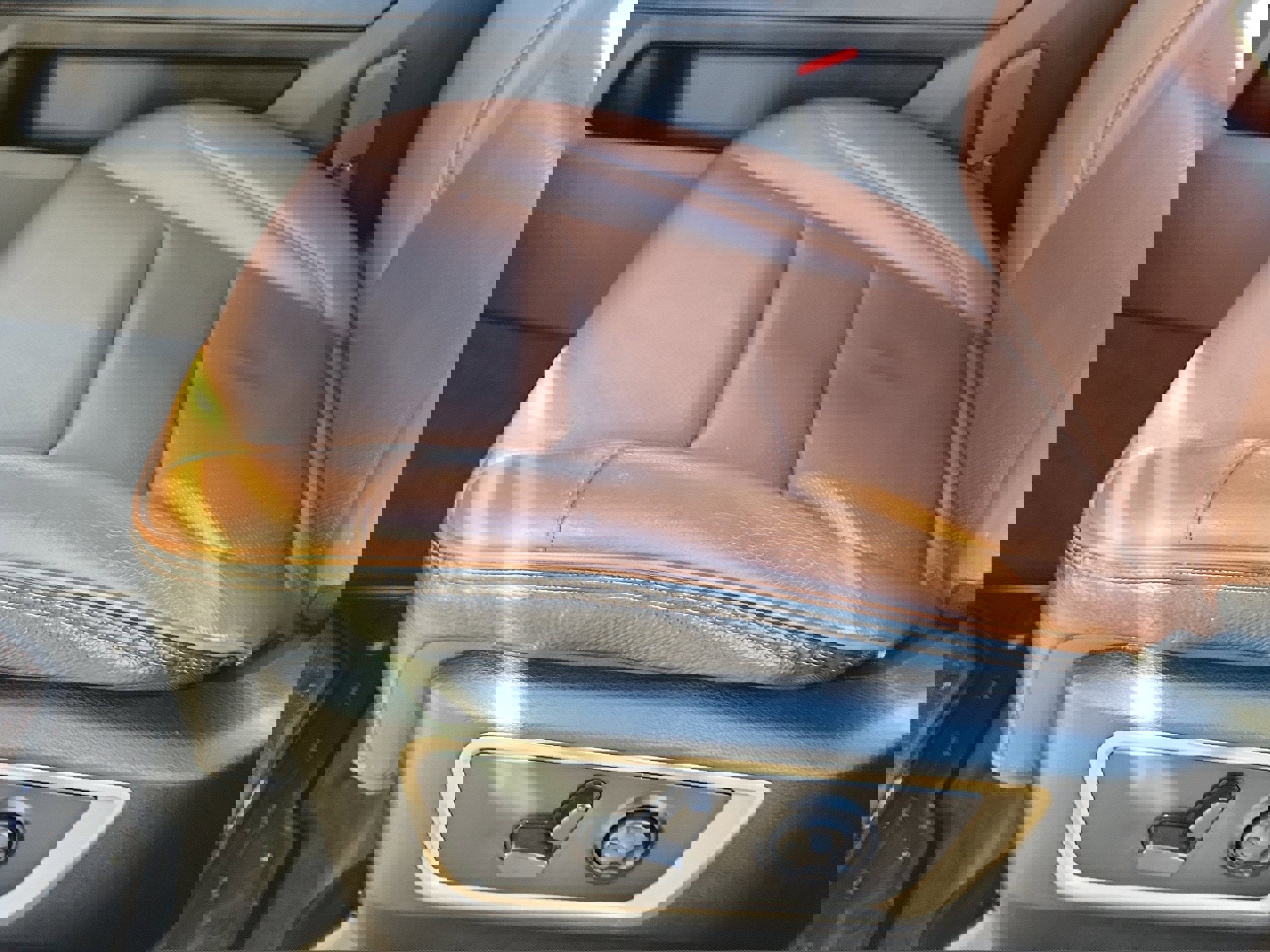 Used 2021 RAM 1500 Limited image 10