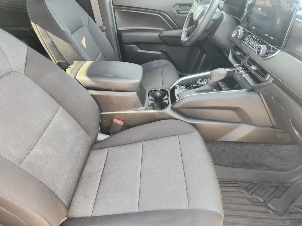 Used 2023 Chevrolet Colorado Trail Boss w/ Advanced Trailering Package image 19